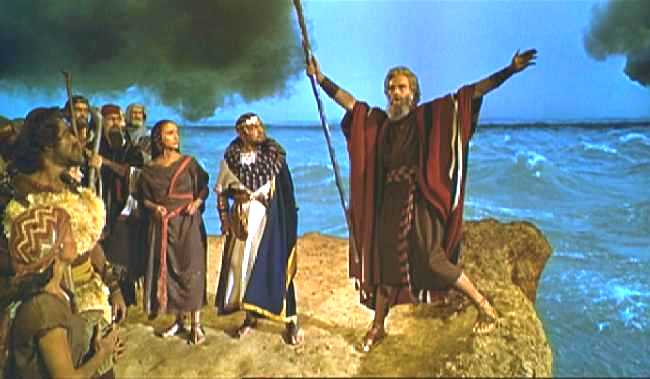 MOISES SOBRE UNA ROCA PROMINENTE