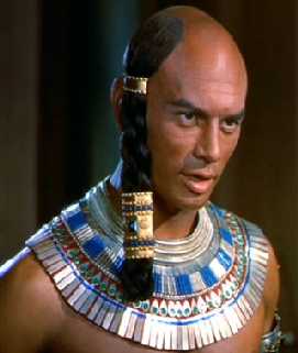 YUL BRYNNER AS RAMSES